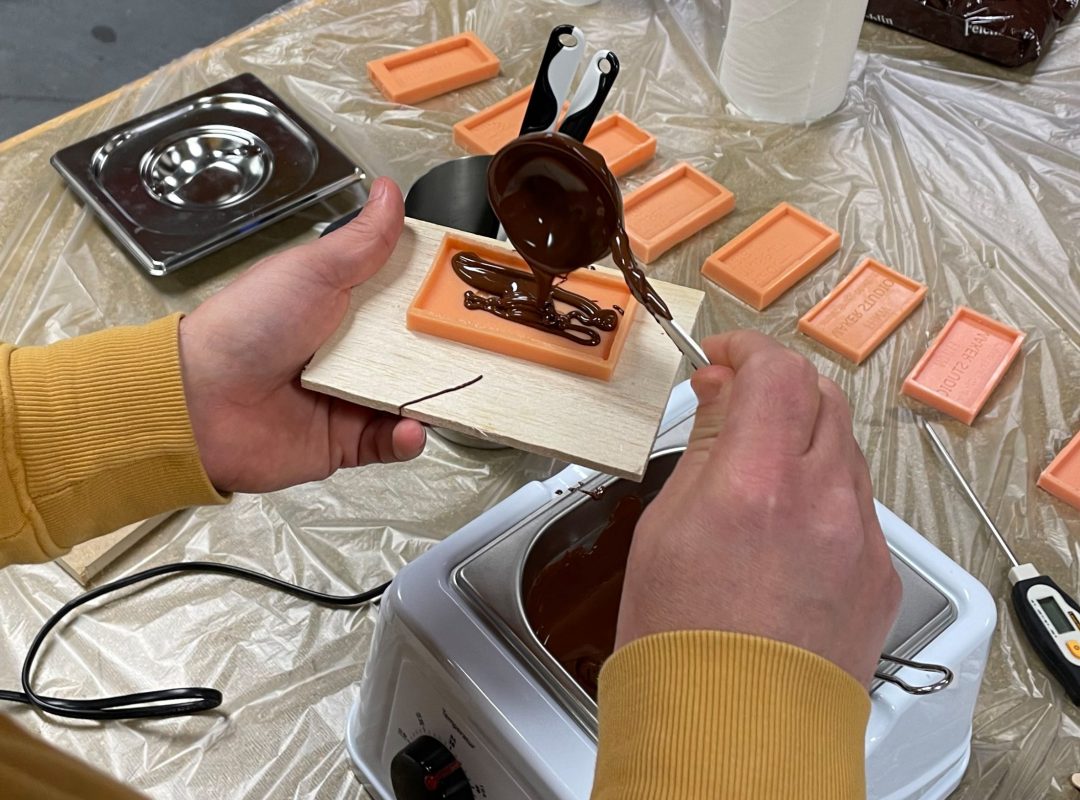 Fotos_Kurs_für_MitarbeiterSchokolade_giessen-13